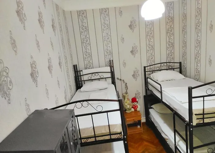 Sweet Home & Hostel